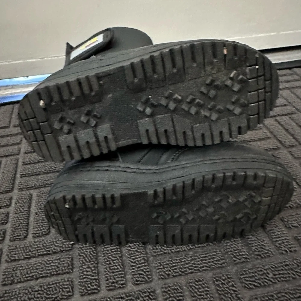 Black Winter Boots